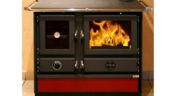 Піч з водяним контуром для обігріву усього будинку, тепло у кожній кімнаті без зайвих витрат.